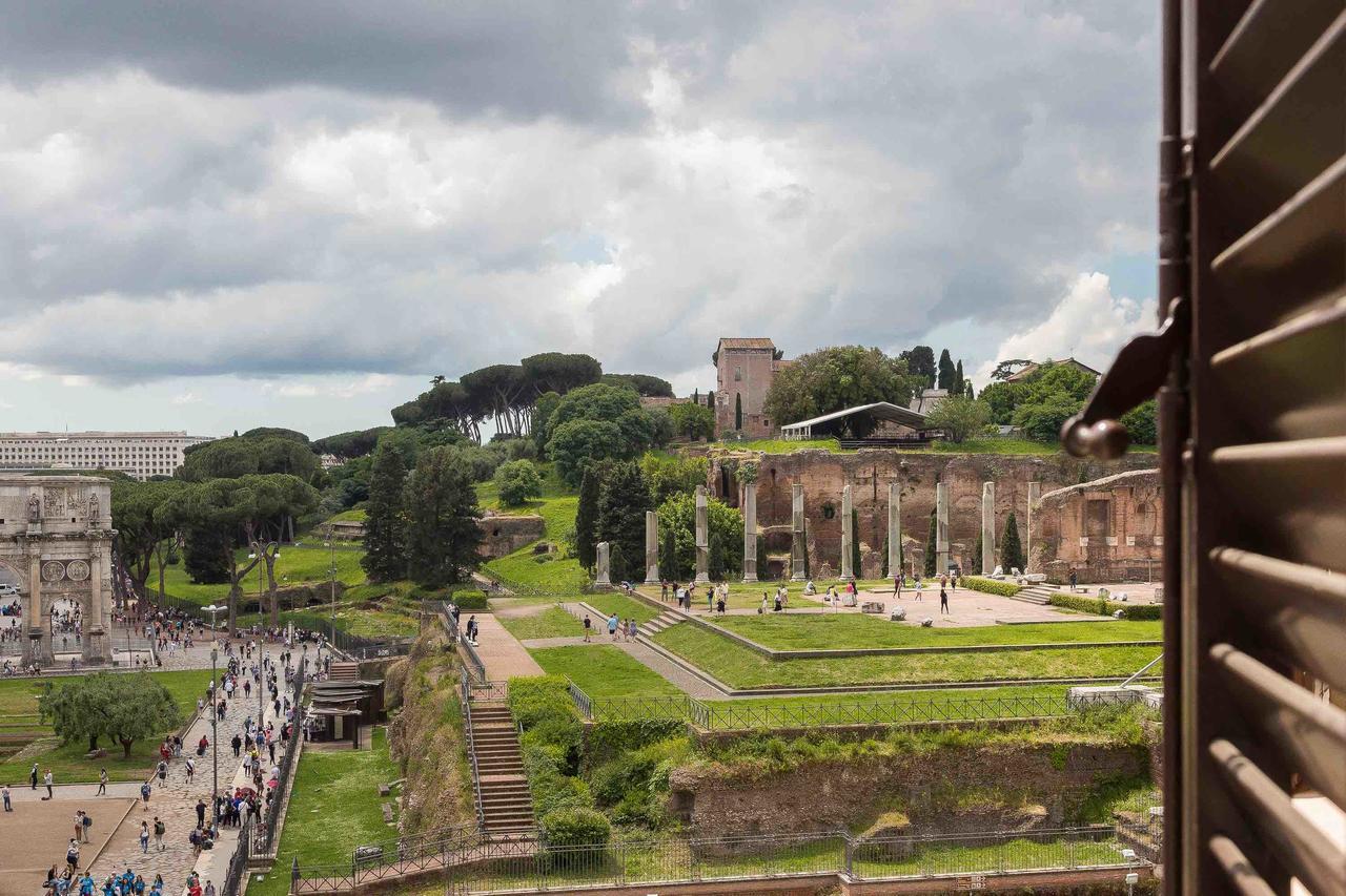 Amazing View Colosseo Rzym Zewnętrze zdjęcie